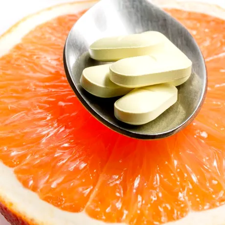 Alimente aparent inofensive care pot fi periculoase dacă iei pastile