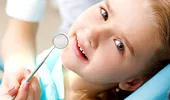 Copiii la stomatolog – când, cum şi de ce?