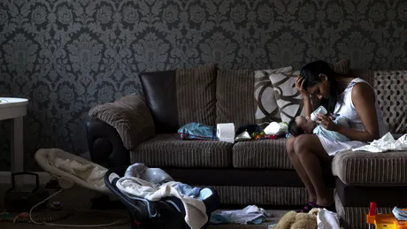 Eşti mamă singură? Iată 10 trucuri să scapi de stres