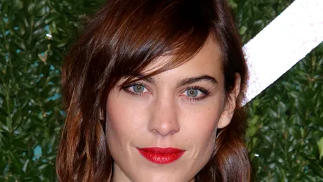 Cristi Pascu te învaţă cum să-ţi protejezi părul pe timp de vară