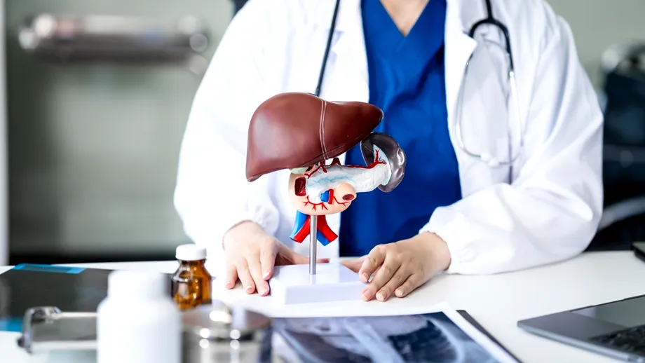 Greșeli care duc la apariția cancerului de ficat. Ce trebuie să mănânci să-ți protejezi ficatul, fără pastile și suplimente