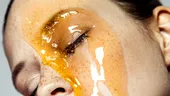 Mierea de albine: 6 beneficii pentru piele