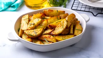 Rețetă cartofi pane crocanți, sunt gata în 10 minute! Garnitura perfectă dacă ai musafiri