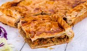 Plăcintele de post cu varză călită, rețetă de la mănăstire! Nu se pregătesc greu și sunt delicioase