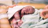 O femeie a rămas oarbă după nașterea primului ei copil, dar și-a recăpătat vederea un an mai târziu! Ce s-a întâmplat cu tânăra