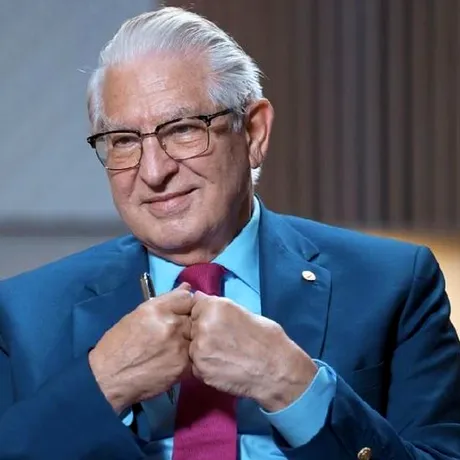 Două alimente pe care le consumăm frecvent pot susține activitatea creierului. Neurochirurgul Vlad Ciurea explică ce rol au