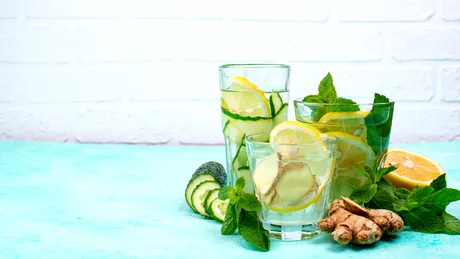 Cum să faci apă alcalină acasă. Ingrediente din bucătărie care o transformă instant