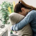 Semnul tăcut al epuizării emoționale: de ce persoanele afectate spun adesea „Sunt bine”, chiar și atunci când nu sunt