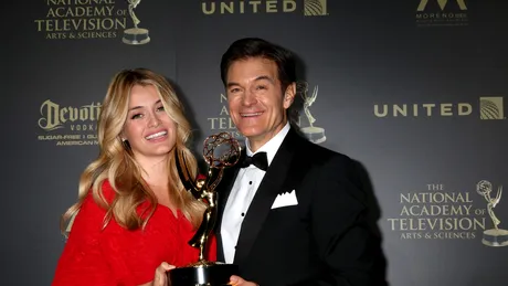 Cum arată fiica celebrului medic, Dr. Oz. Este înnebunită după mâncare și îi calcă pe urme. „Este un medicament pe care-l alegi în fiecare zi”