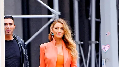 Cum să adopți ținutele oranj în primăvara anului 2023. Vedetele de peste Ocean, o sursă excelentă de inspirație