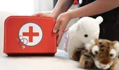 Trusa medicală pe care doctorii o recomandă tuturor familiilor care pleacă în vacanță
