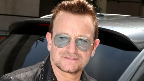 Bono, solistul trupei U2, ar putea să nu mai cânte niciodată la chitară