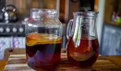 Ceaiul kombucha mimează efectele fastingului: poți scăpa de grăsime și să scazi trigliceridele