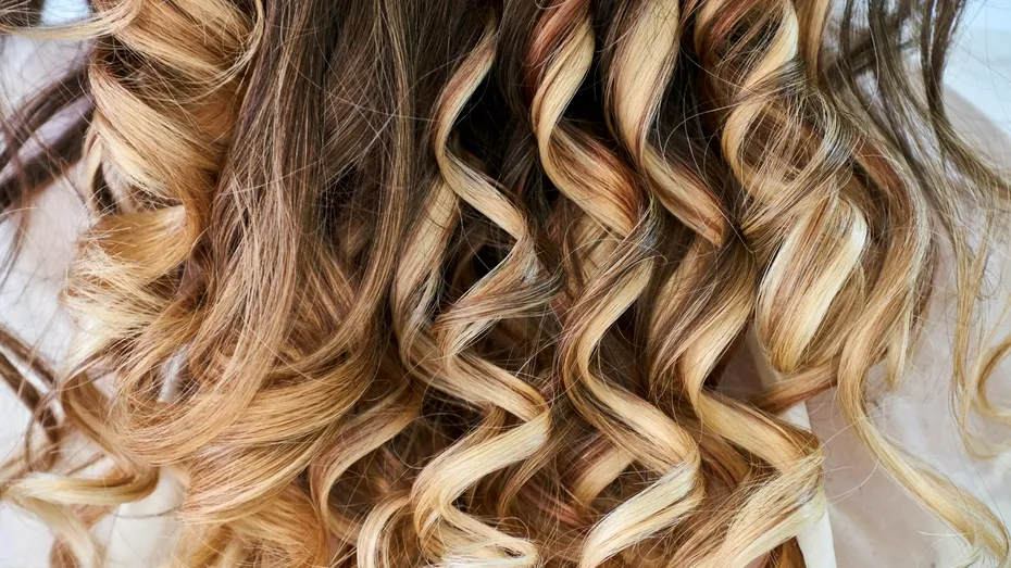 Apa de orez, trucul femeilor din Asia pentru creșterea părului