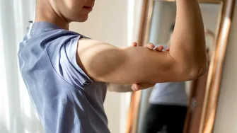 Obsesia pentru mușchi poate ascunde o tulburare psihică. Ce este bigorexia și cum o recunoști