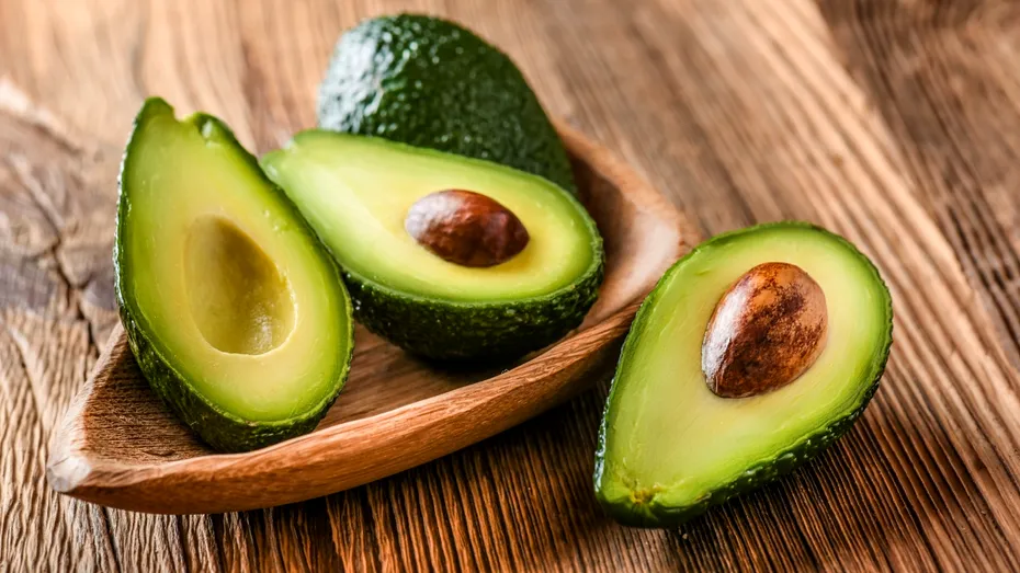 Cum să alegi avocado perfect. Trucul care îți arată că e copt