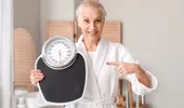Dieta care te scapă de depresie. Ce trebuie să mănânci pentru a te simți fericit și în același timp să scapi de kilogramele în plus