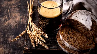 „Coca-Cola comunismului” revine. Băutura fermentată care face furori și este asemănătoare cu kefirul