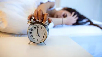 Trezitul la ora 5 dimineața nu îți face automat creierul mai productiv. Un neurolog demontează unul dintre cele mai populare mituri