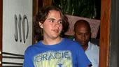 La 16 ani, fiul lui Michael Jackson îşi scoate iubita la restaurant
