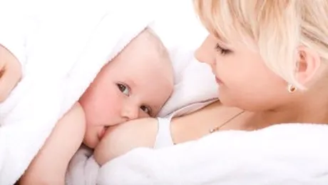 Bebelusii pot fi alaptati fara probleme si la sanii cu silicoane