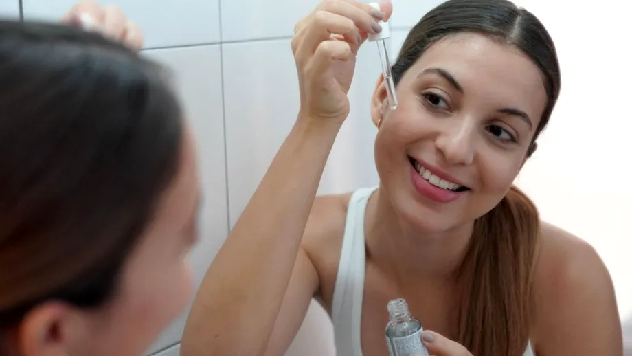 (P) Retinoizii: ce sunt și cum te ajută să ai un ten sănătos?