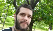 EXCLUSIV | În scaun cu rotile, din cauza unui pumn în piept. Alex Mocanu: „Am trecut prin 15 operații. Mi s-a spus să caut ajutor în străinătate, aici nu se mai poate face nimic pentru mine”