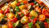 Rețeta ghiveci de legume. O bunătate în Postul Paștelui! Se gătește ușor și e o mâncare sățioasă