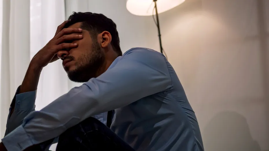 Ce reprezintă depresia sezonieră, boala tăcută care apare odată cu venirea iernii