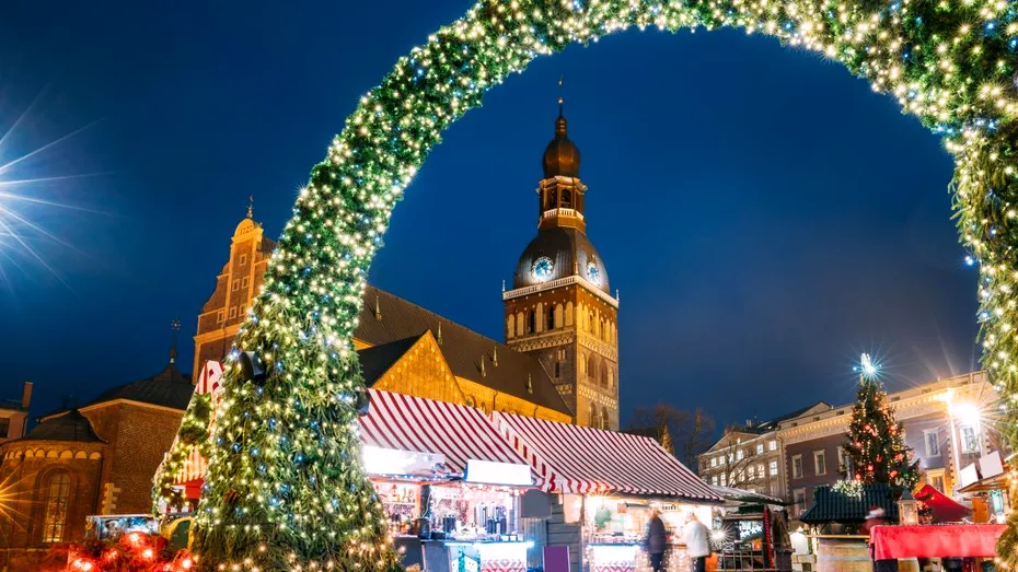 Târguri de Crăciun 2025! Unde pot merge turiștii în acest an și cât îi costă cazarea