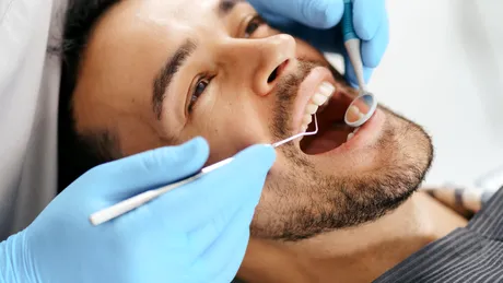 Implantul dentar respins de organism: mit sau adevăr?