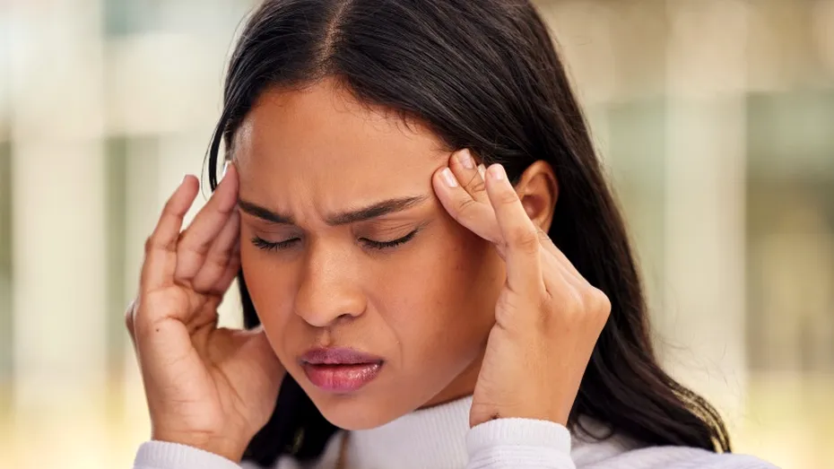 Cum să scapi natural de durerile de cap și să îți crești concentrarea. Recomandările unui neurolog