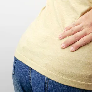Nervul sciatic: ce ajută cu adevărat și ce nu