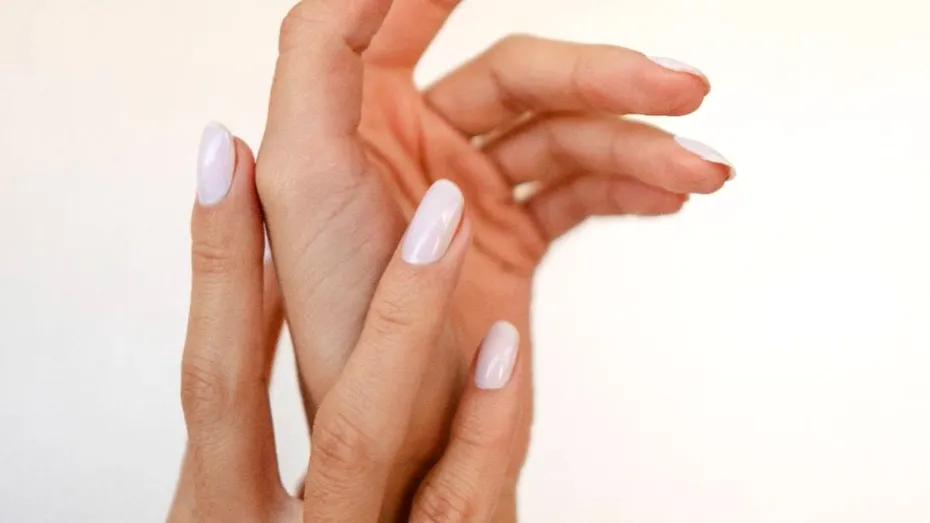 (P) Secretele unui ritual delicat pentru îngrijirea zilnică a mâinilor: 5 sfaturi utile