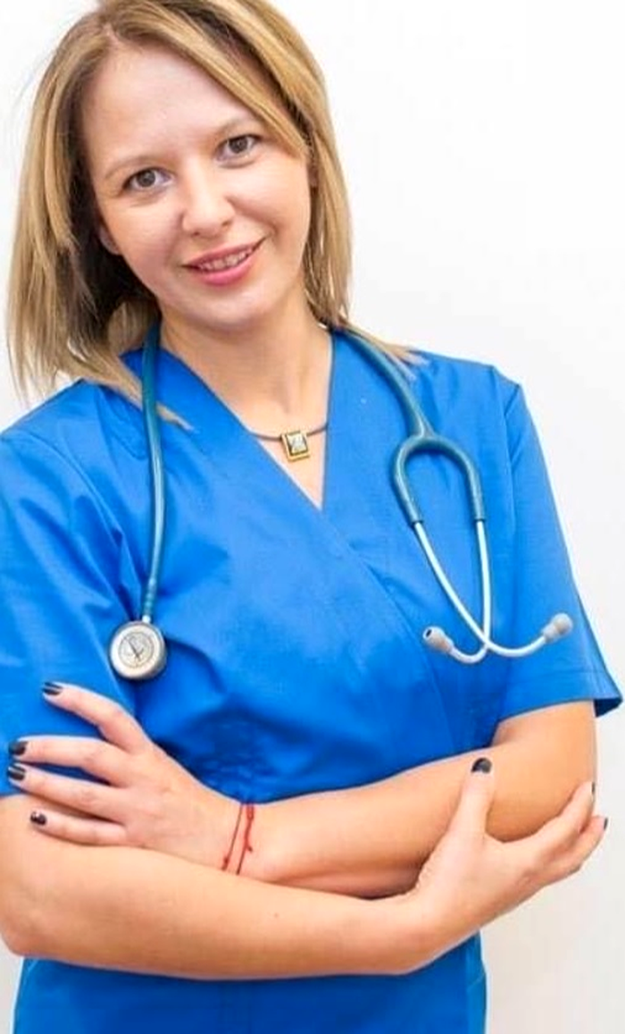 Dr. Laura Panait - medic de famile cu competență ultrasonografie generală