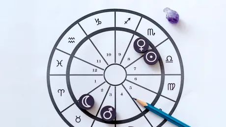 Cele 5 zodii care pot avea parte de bani, iubire și schimbări majore! Astrele le pregătesc surprize pentru această toamnă