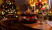 Cât ne costă Crăciunul în 2025. Buget estimativ pentru români acasă, la restaurant sau în diaspora