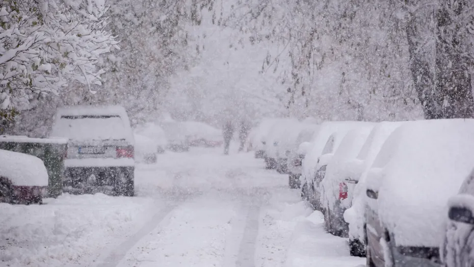 Iarna va începe în forță, cu ger năprasnic și zăpezi! Un vortex polar dă peste cap vremea de sărbători