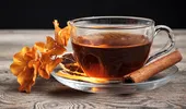 Ceaiul care taie pofta de dulce și menţine tinereţea creierului. Ce beneficii are ceaiul de scorţişoară și cum se prepară