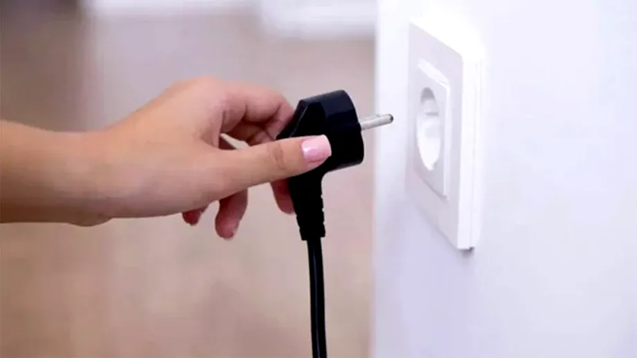 De ce ies scântei din prize și când devine periculos