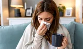Comprese calde pe sinusuri: remediul simplu care poate reduce presiunea și disconfortul?