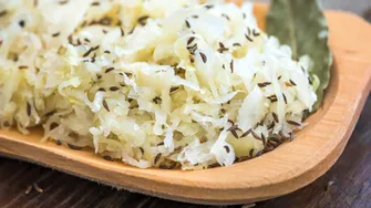 Condimentul ANTIC care îmbunătățește digestia și poate ajuta la slăbit