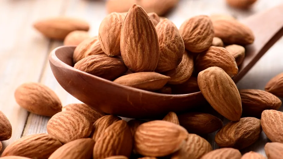 Alimente mai bogate în magneziu decât migdalele – superalimente pentru energie și sănătate
