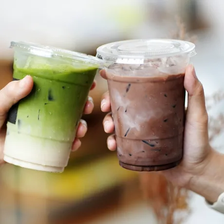 Matcha sau cafea. Ce să alegi dacă vrei energie întreaga zi