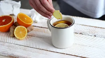 Ceaiul care te ajută să scapi rapid de arsurile la stomac. Funcționează instant!