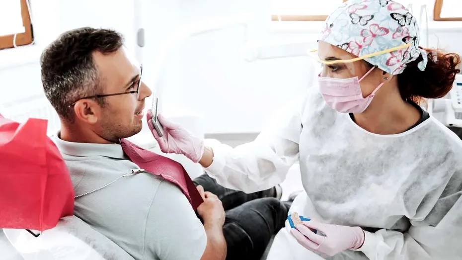 (P) Mituri despre implantul dentar. Ce este adevărat și ce nu