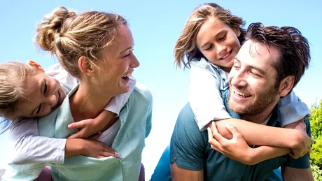 Cum îți influențează semnul zodiacal tipul de parenting