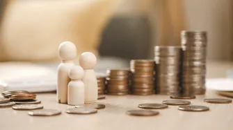 Tot mai mulți români din diaspora își valorifică anii de muncă! Care este procedura de urmat?