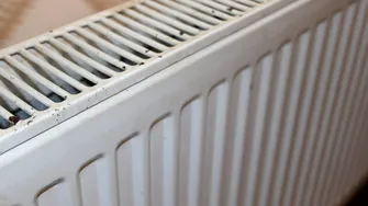 Locul din casă unde pereții se murdăresc cel mai repede. De ce problema se accentuează iarna?