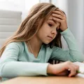 (P) Febră, erupții sau simplă răceală? Cum recunoști bolile frecvente la început de an școlar